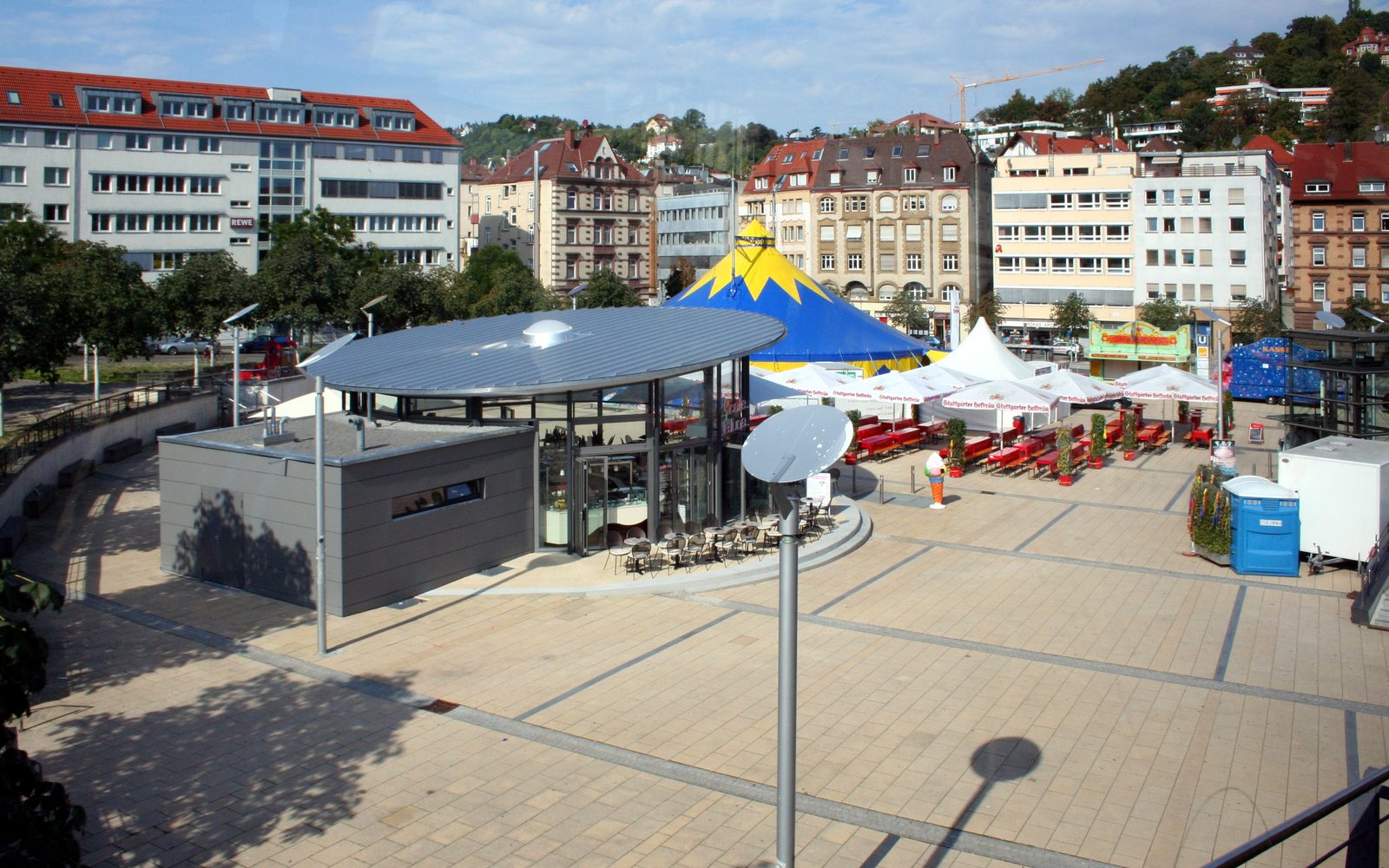 Marienplatz in Stuttgart-Süd - zentraler Platz im Szene-Quartier