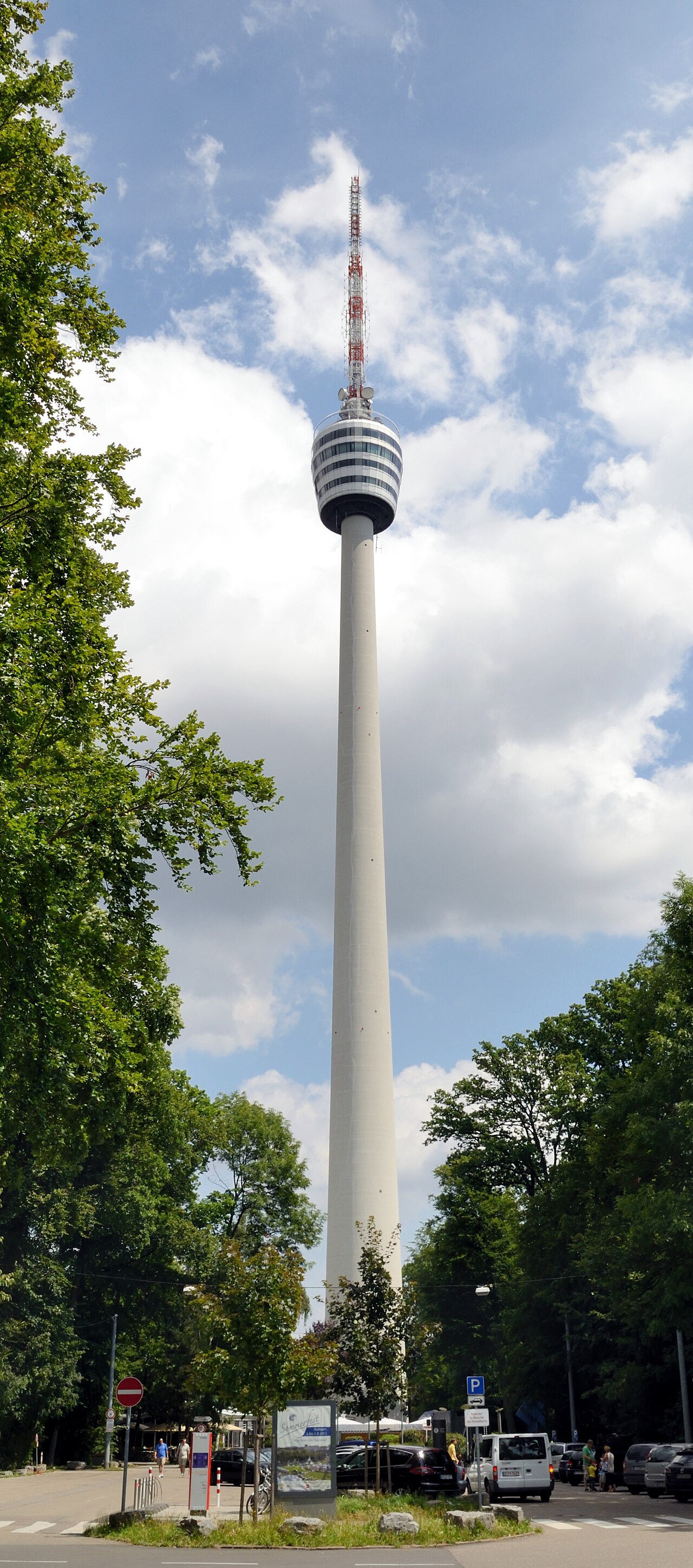 Fernsehturm Stuttgart - Fritz Leonhardts Pionierbau aus Stahlbeton, 217 Meter hoch